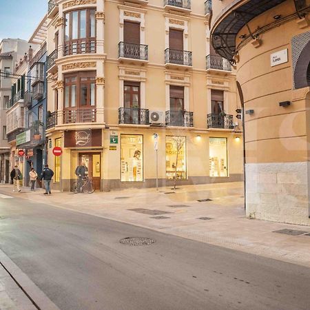 Apartment With Balcony In The Heart Of Malaga By Rems Bagian luar foto